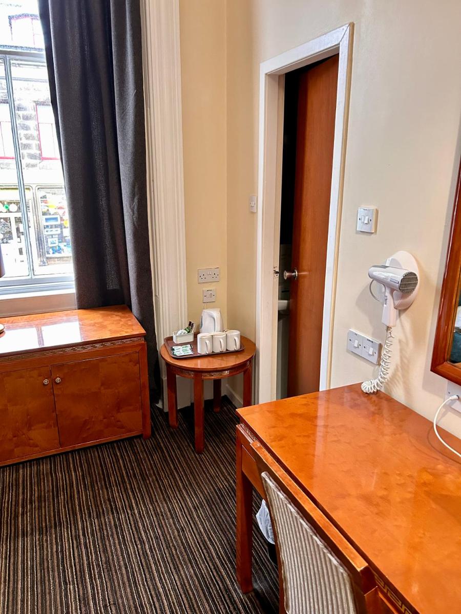 Royal Thurso Hotel - Housity