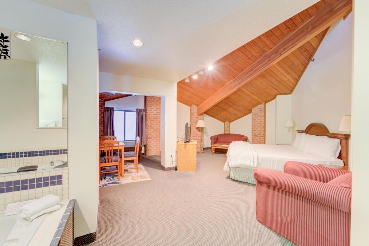 Capital O Amerihost Inn and Suites Fulton Hwy 54 MO - Housity