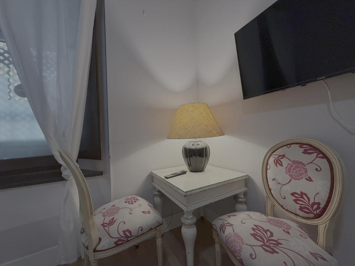 Apodaca Rooms - Housity