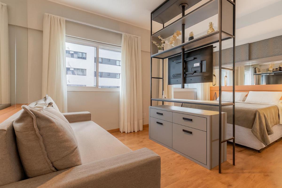 308B Studio LifeSpace, Elegância e Conforto no Batel CWB - Hizvo