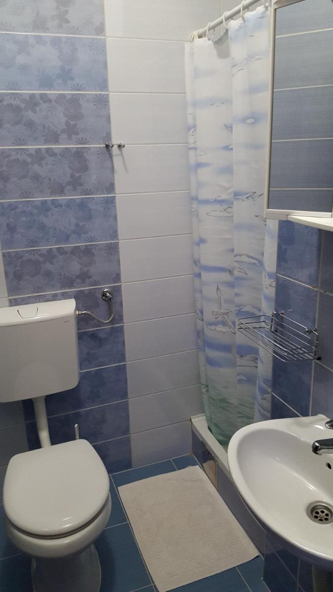 Hostel Kristal - Housity