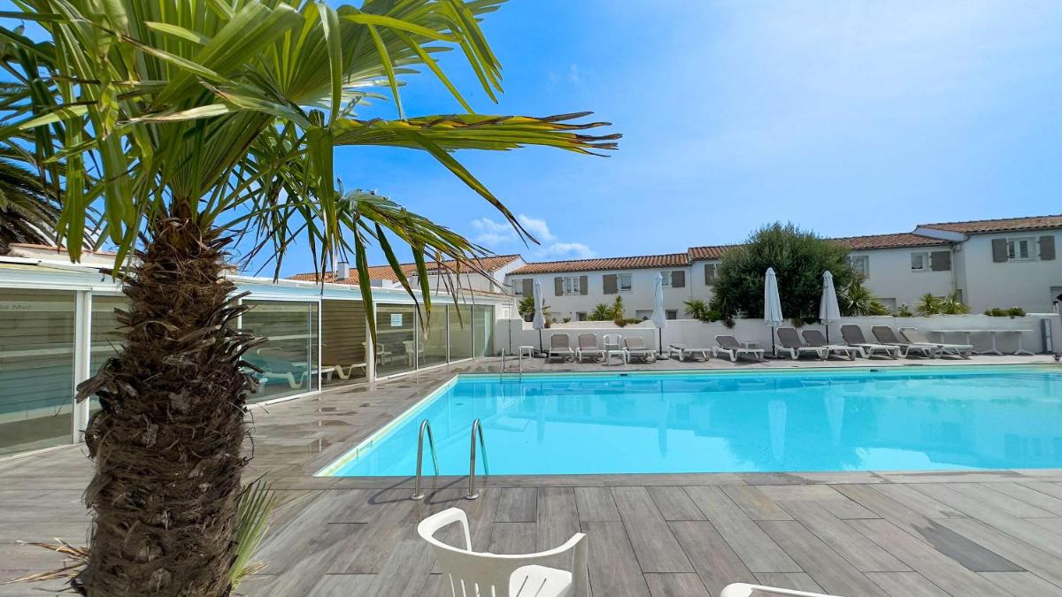 Location dans résidence avec piscine à 50m de la plage - Housity