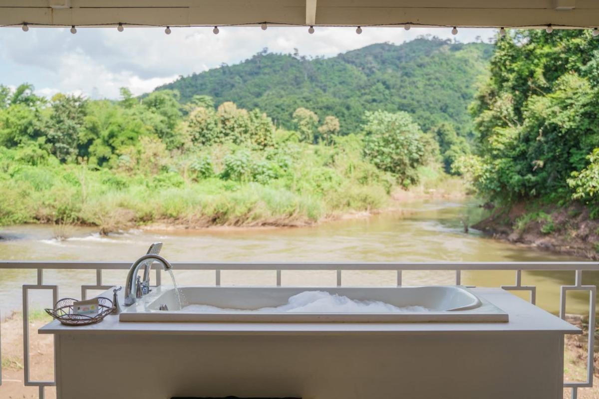 Arbuya River Hill - Housity