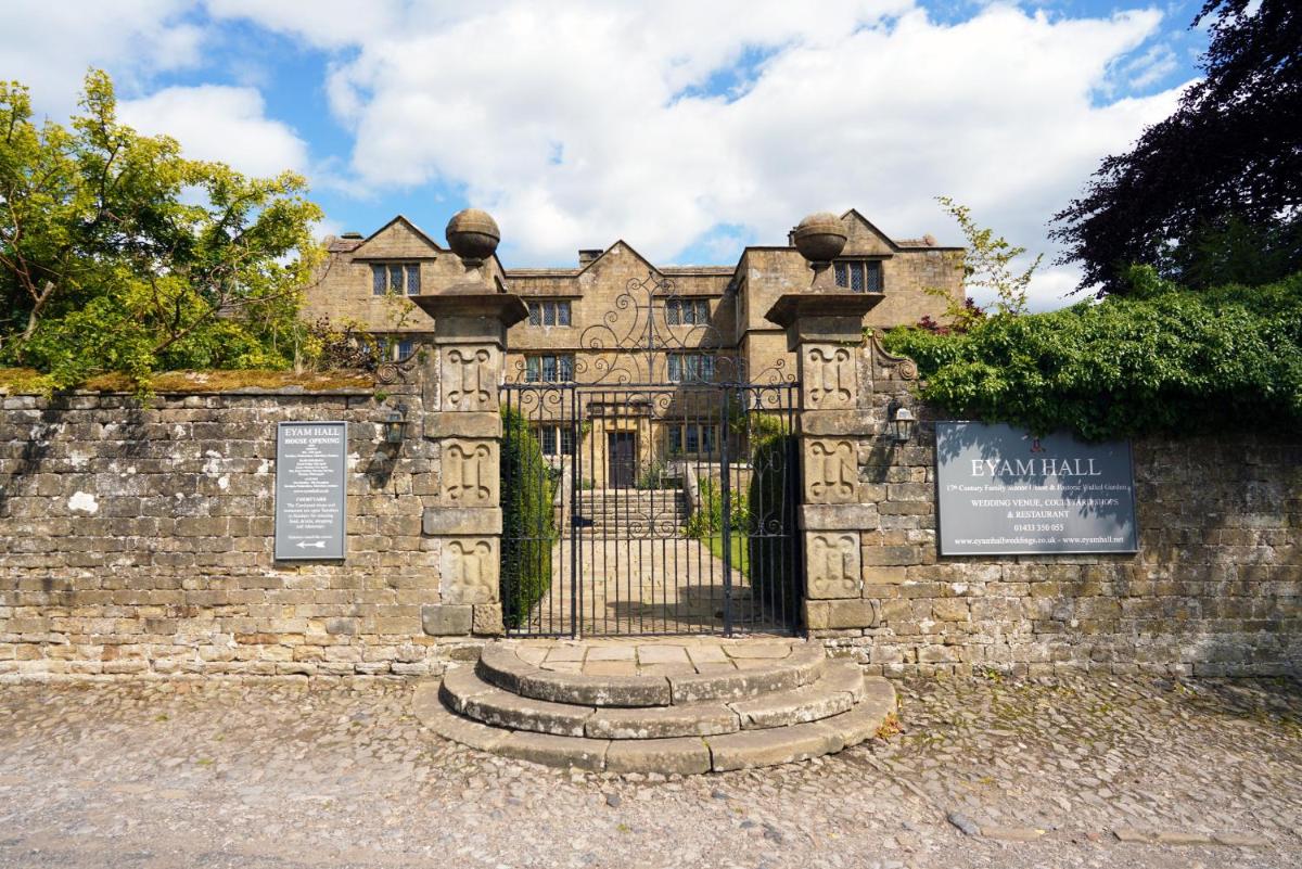 Rock Mill 1 Bed Apartment 37 - Housity