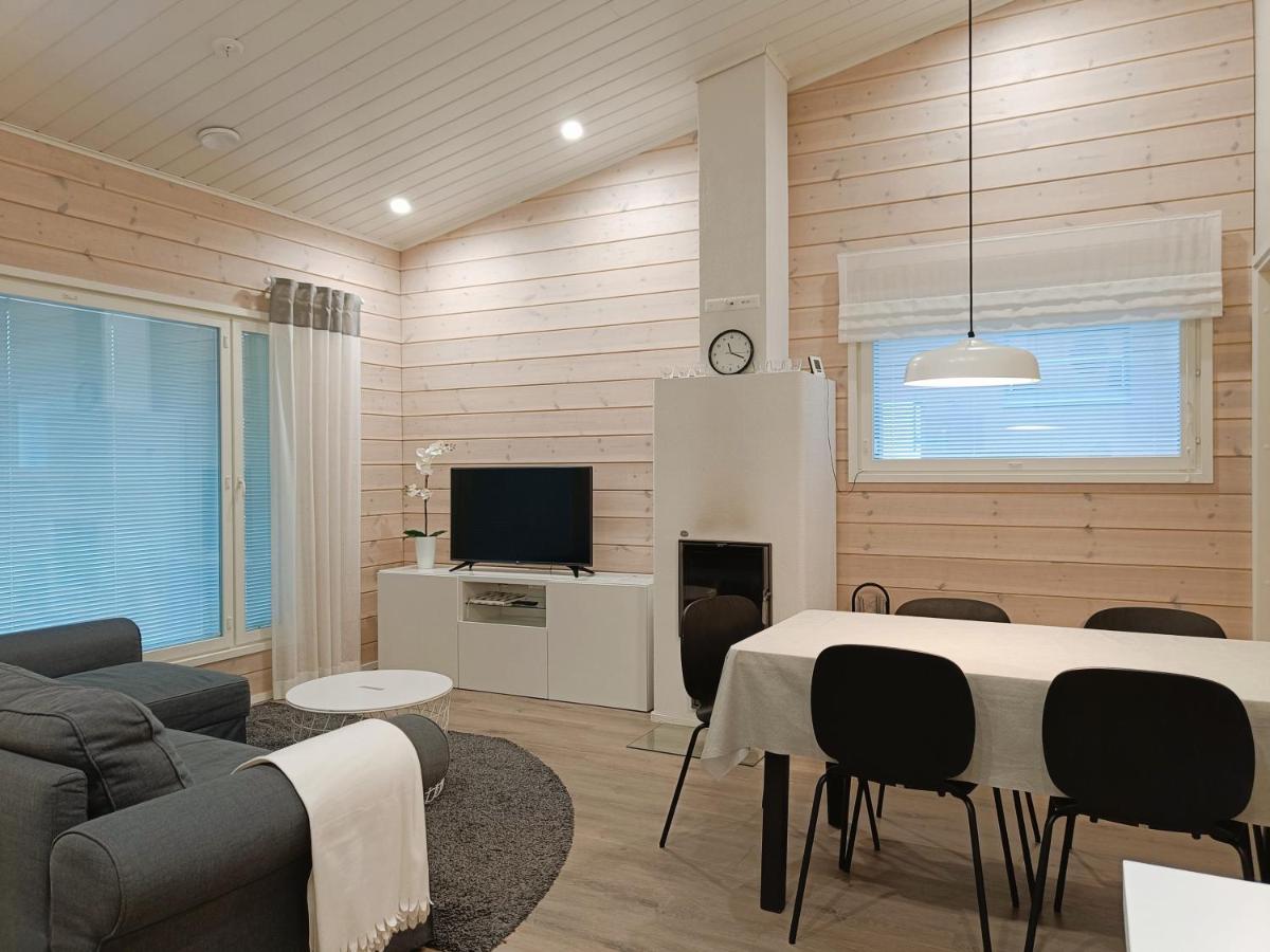 Villa Lakia - Housity