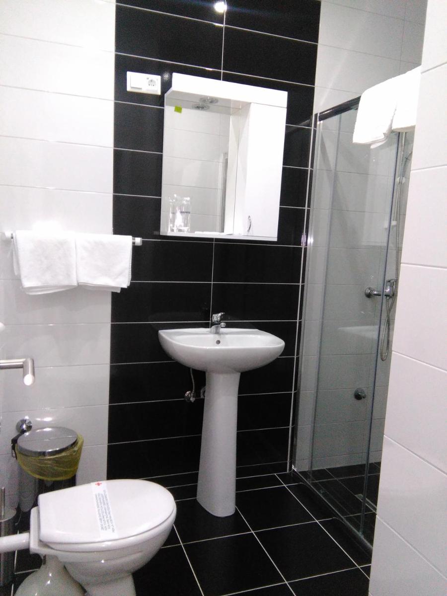 Svadbeni salon STEFAN - Housity