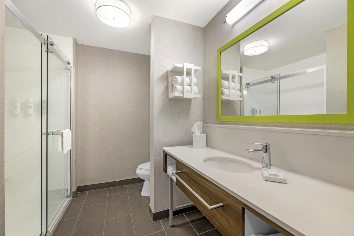 Hampton Inn Junction City - Housity