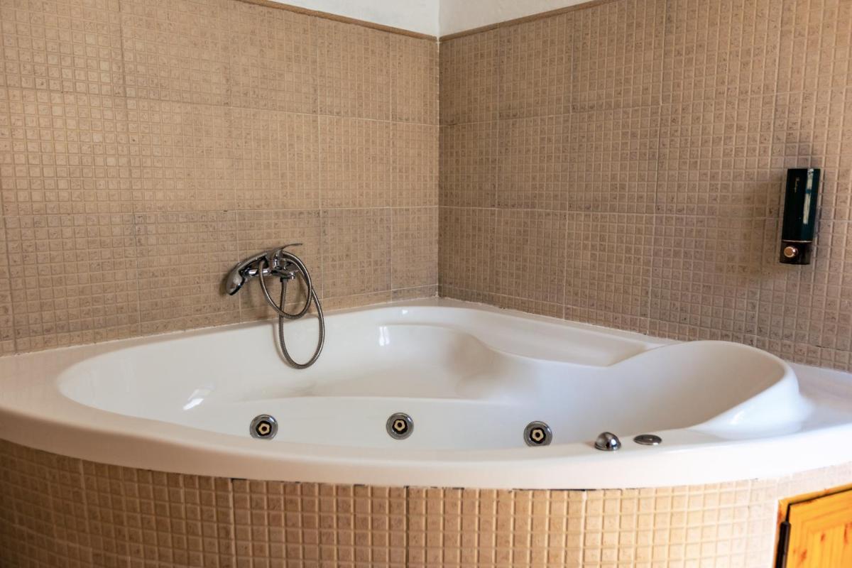 Hotel rural Candelsa - Housity