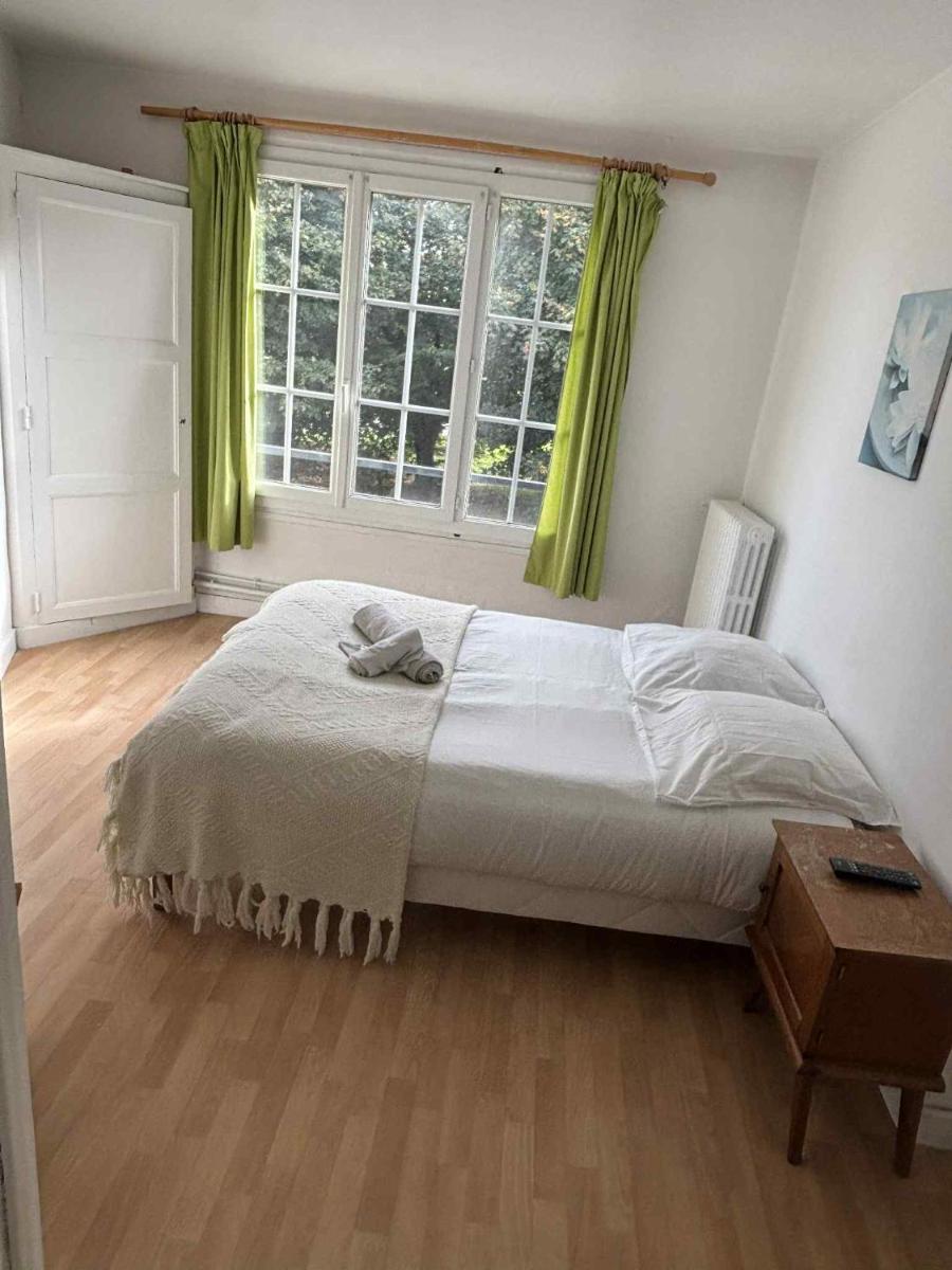 Hotel des Hayons - Housity