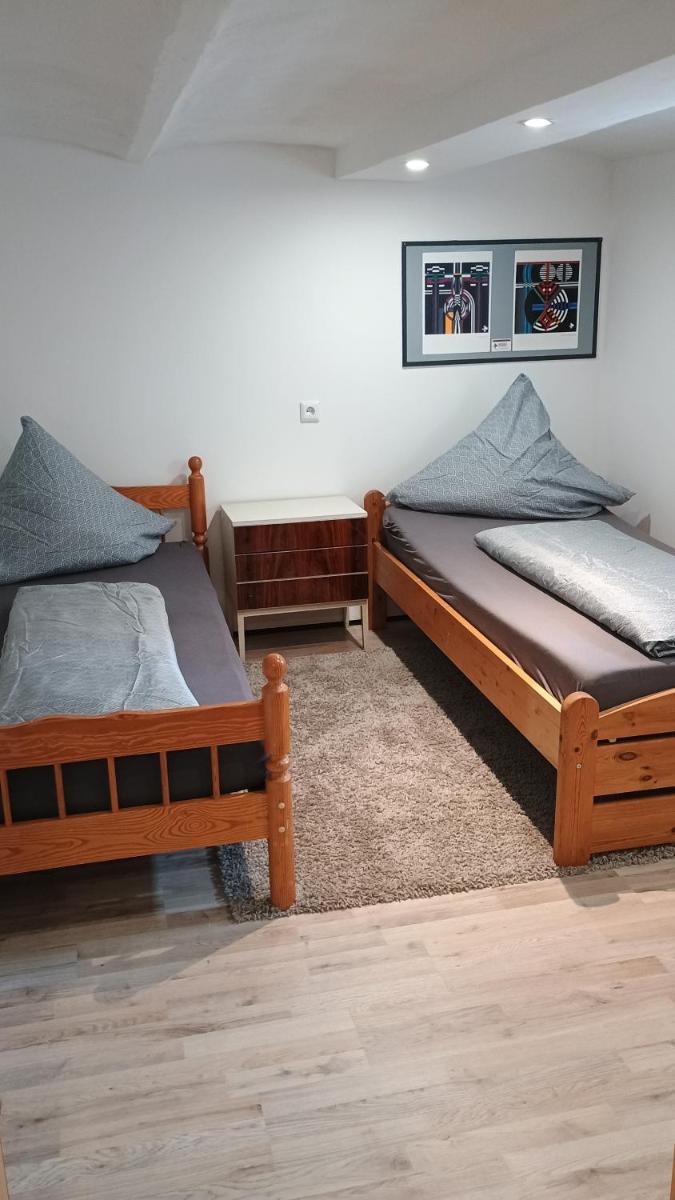 ASX Monteurwohnung Spangenberg - Housity