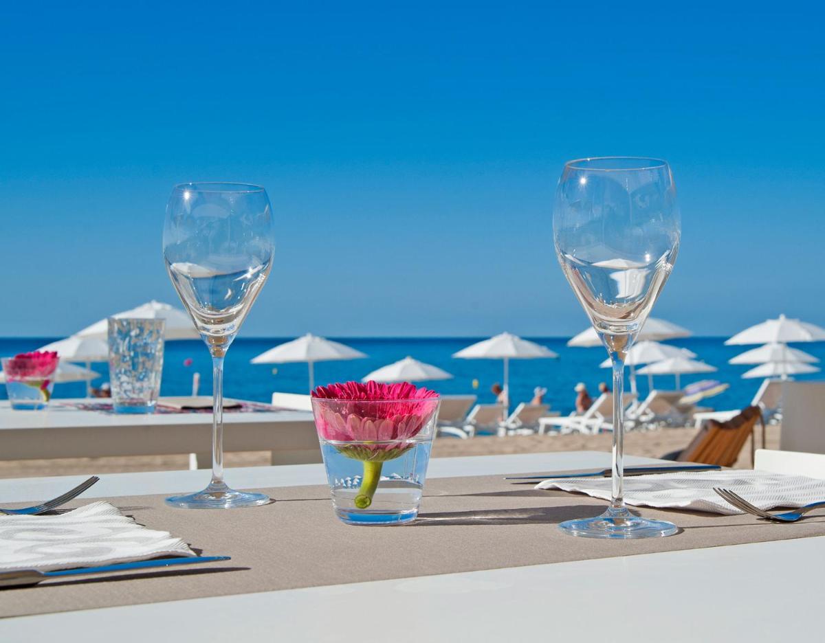 Bebidas en KAKTUS Hotel Kaktus Playa - Adults Recommended
