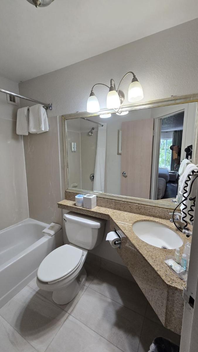 Quality Inn Newark - Wilmington - Housity