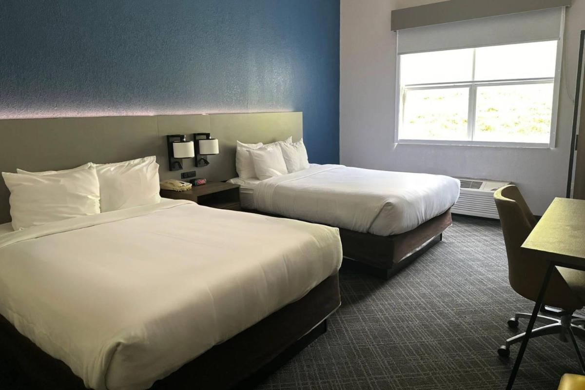 Comfort Inn & Suites Calhoun South - Housity