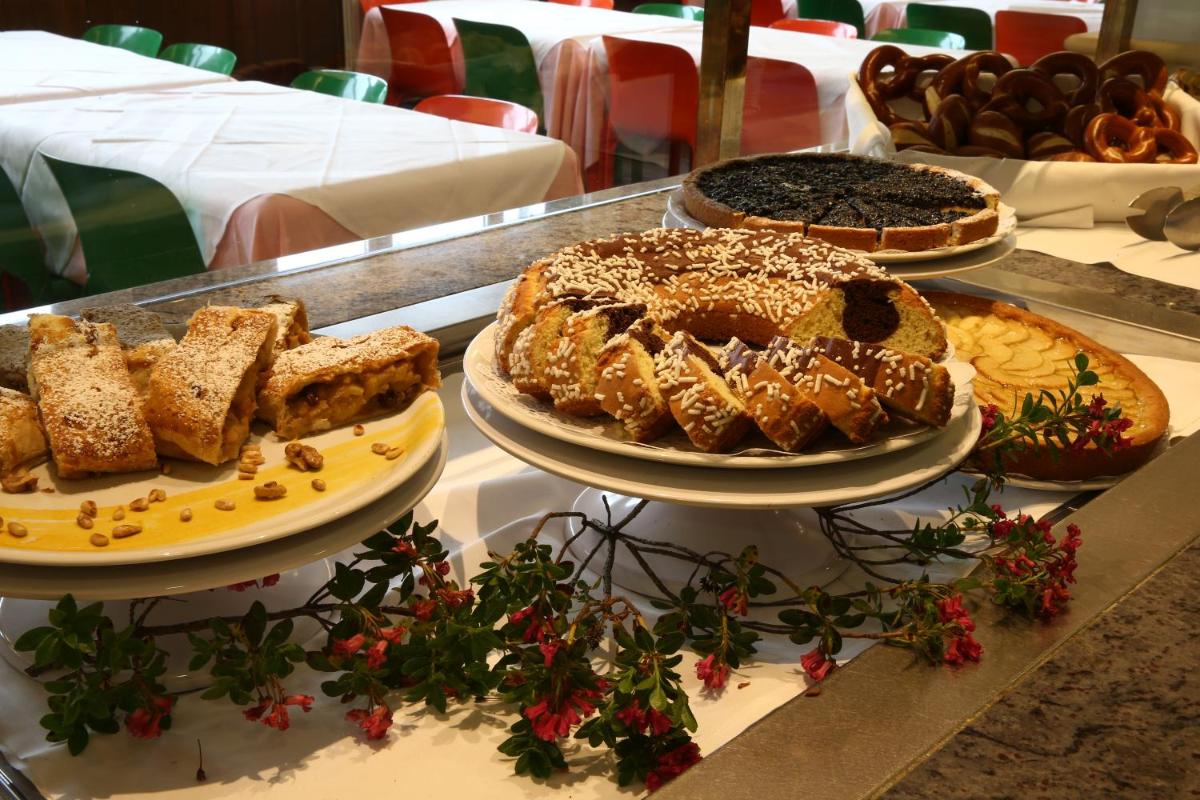Albergo Quarto Pirovano - Housity