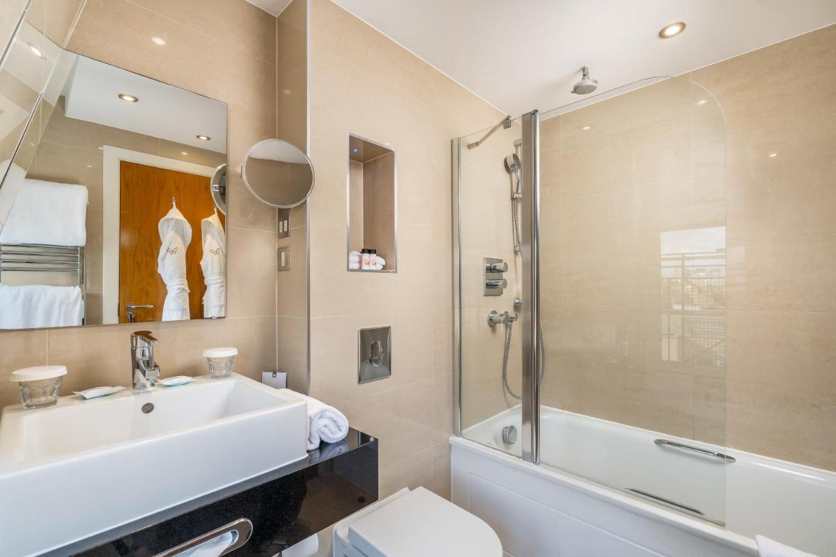 Washington Mayfair Hotel - Housity