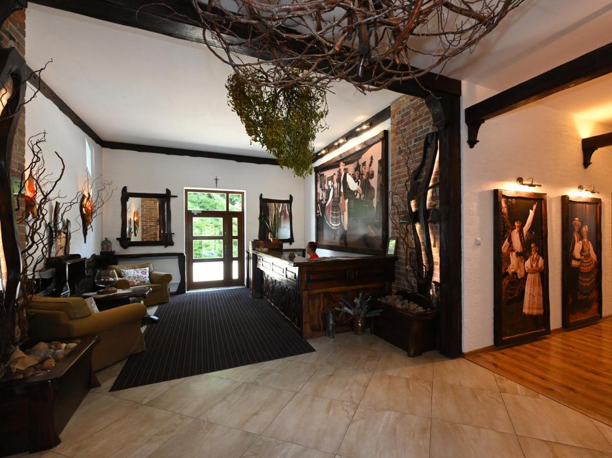 Hotel Marzanna - Housity