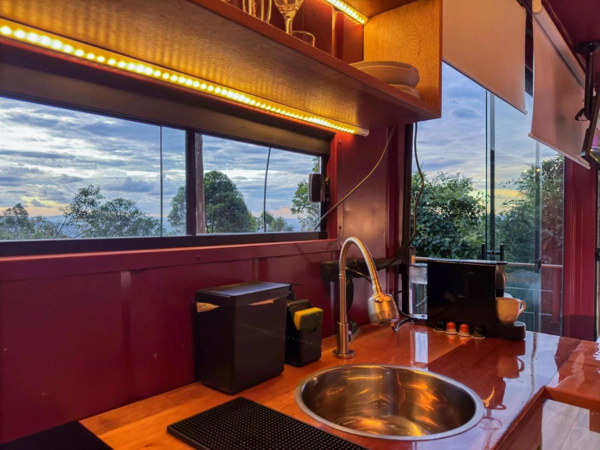 Deck Tiny House - Housity