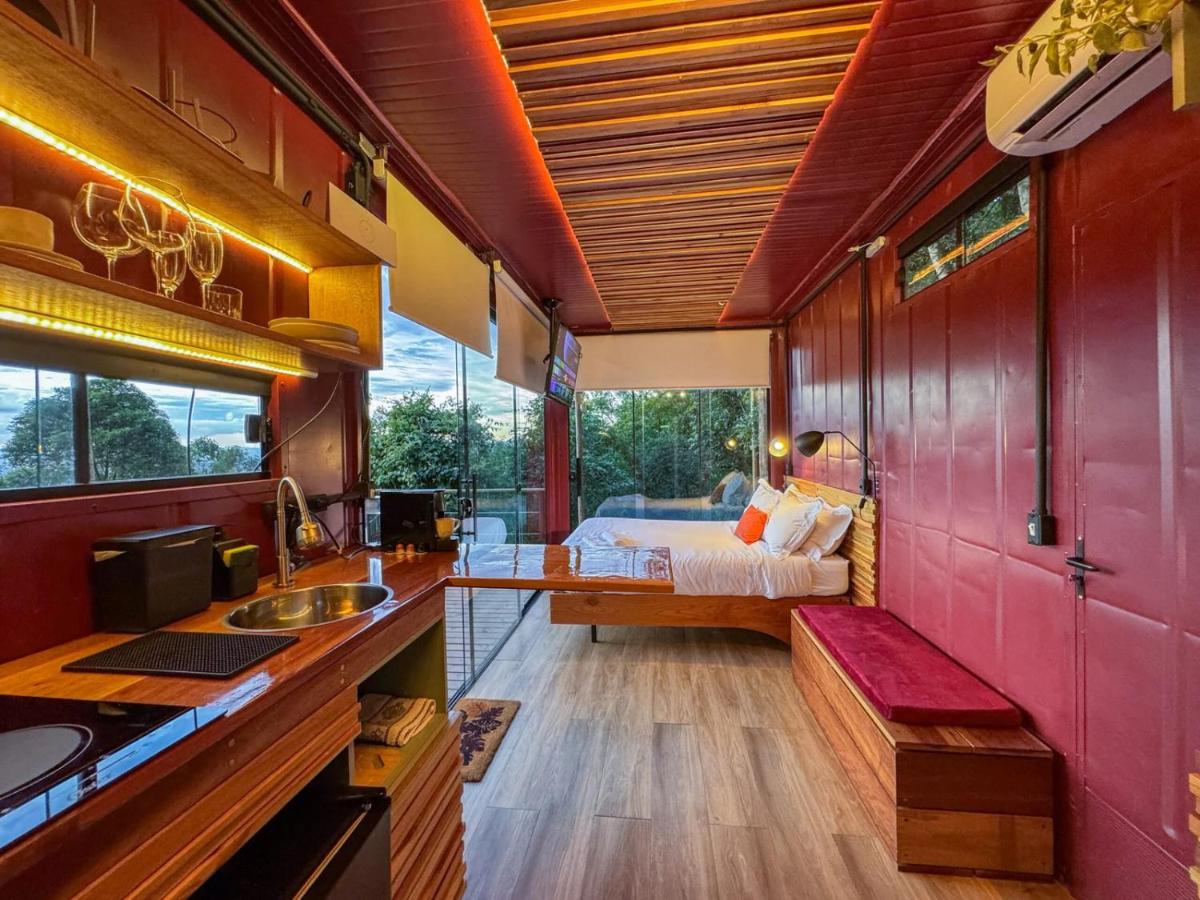 Deck Tiny House - Housity