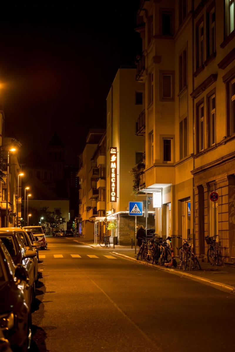 City Hotel Mercator - Housity