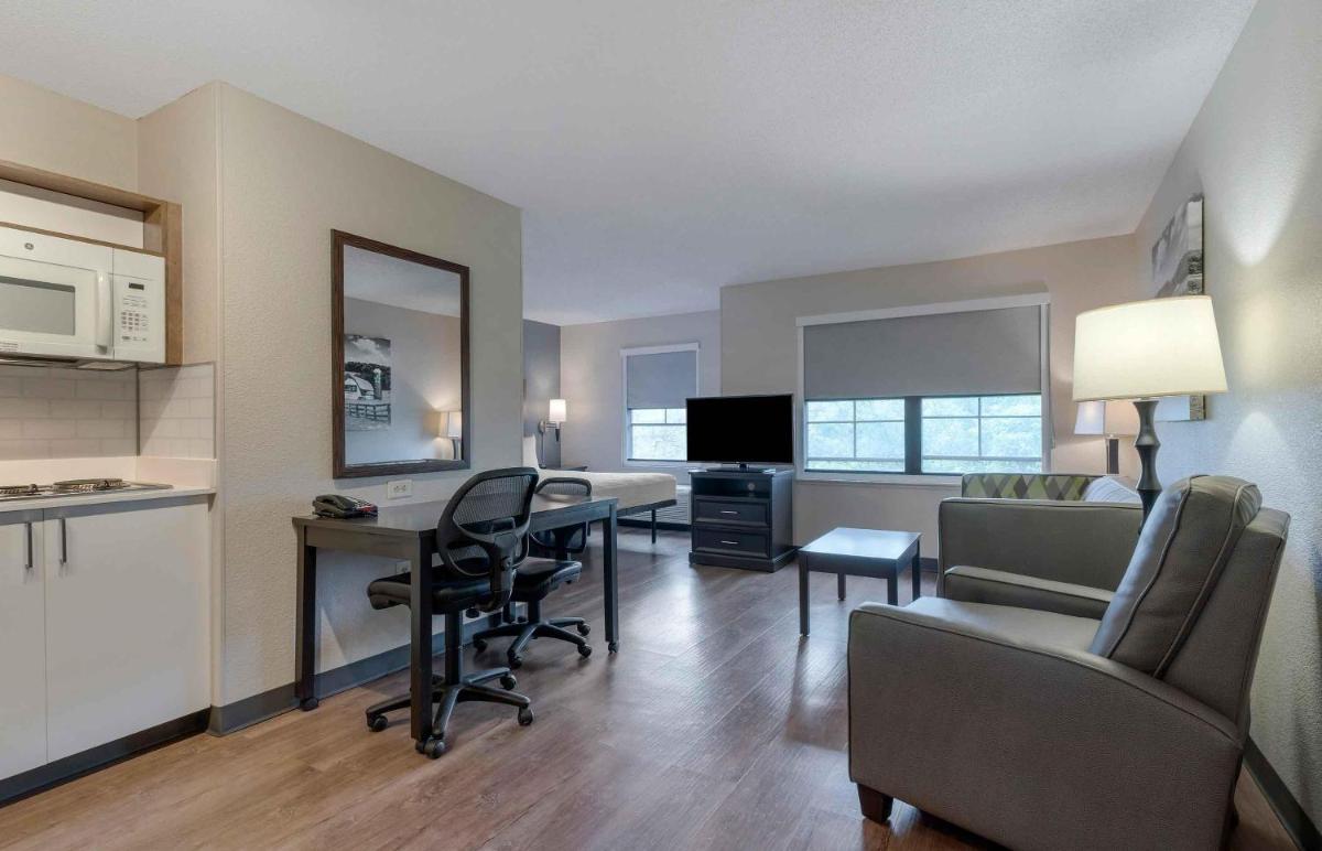 Extended Stay America Suites - Los Angeles - Burbank Airport - Housity