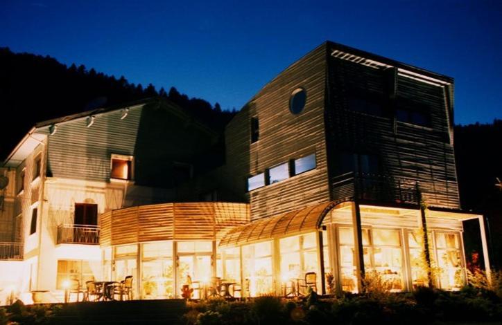 Hotel Les Sapins - Housity
