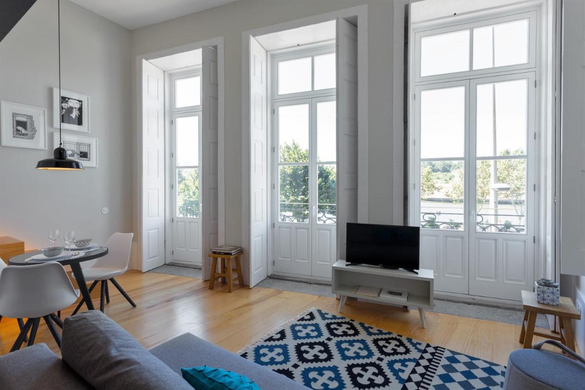 Seventyset Flats - Porto Historical Center - Housity