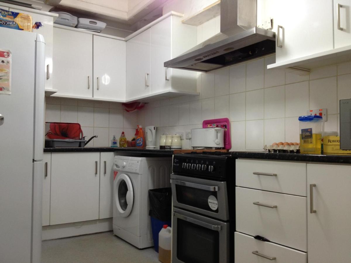 City View Hotel - Roman Road Market - Housity