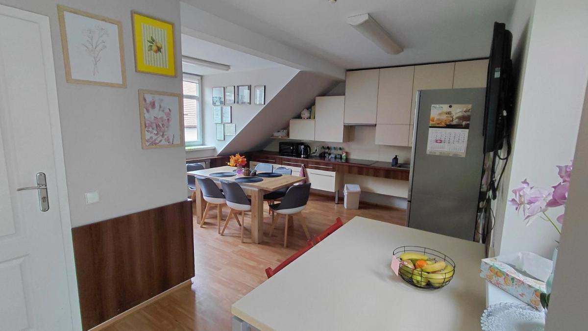Blues Hostel - Housity