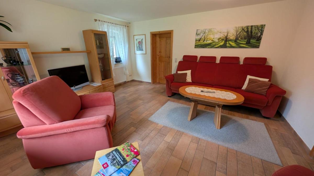 Ferienwohnung an der Elbe - Housity