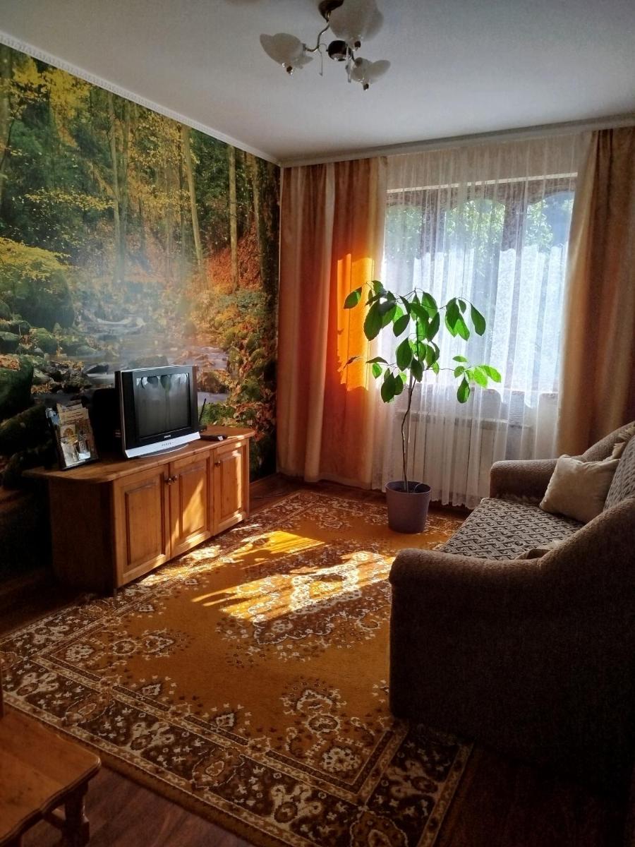 Boykivska Familiya - Housity