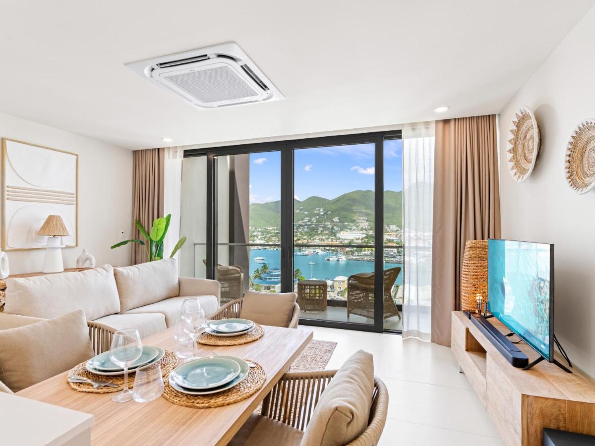The Hills Residence - Housity