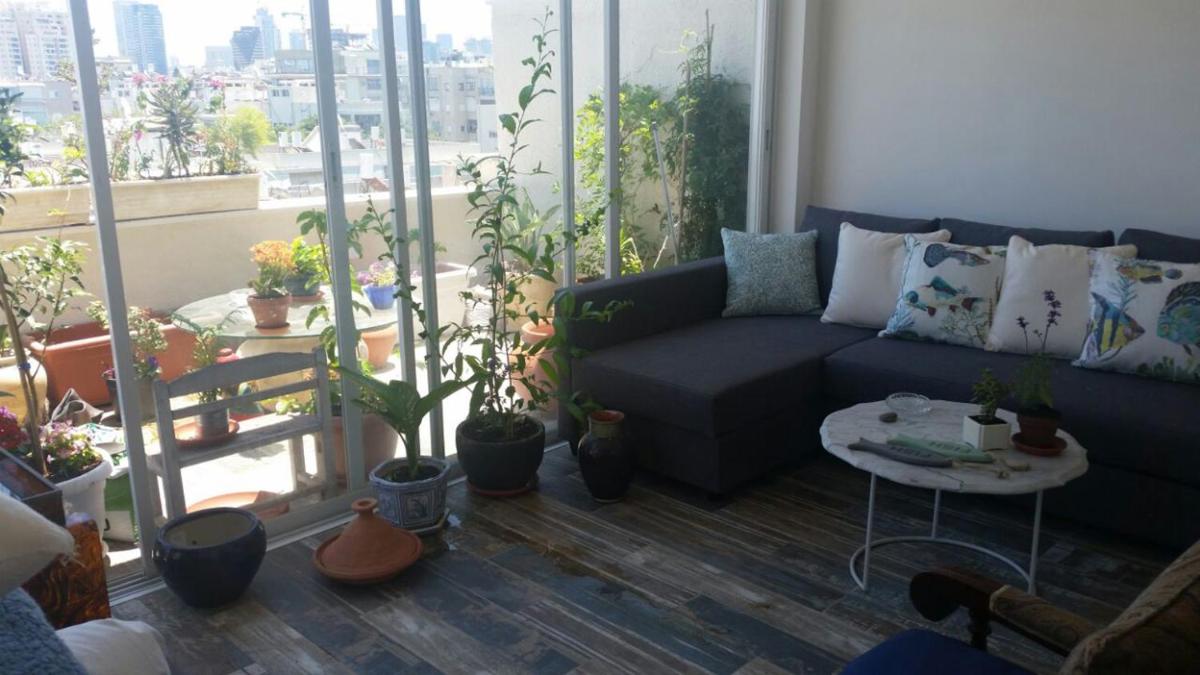 Tel Aviv Roof Apartment - Housity