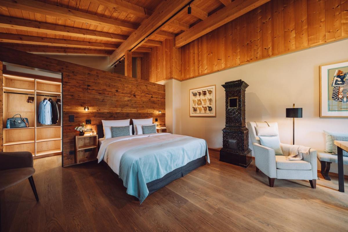Ein Bett oder Betten in einem Zimmer der Unterkunft Parkhotel Egerner Höfe