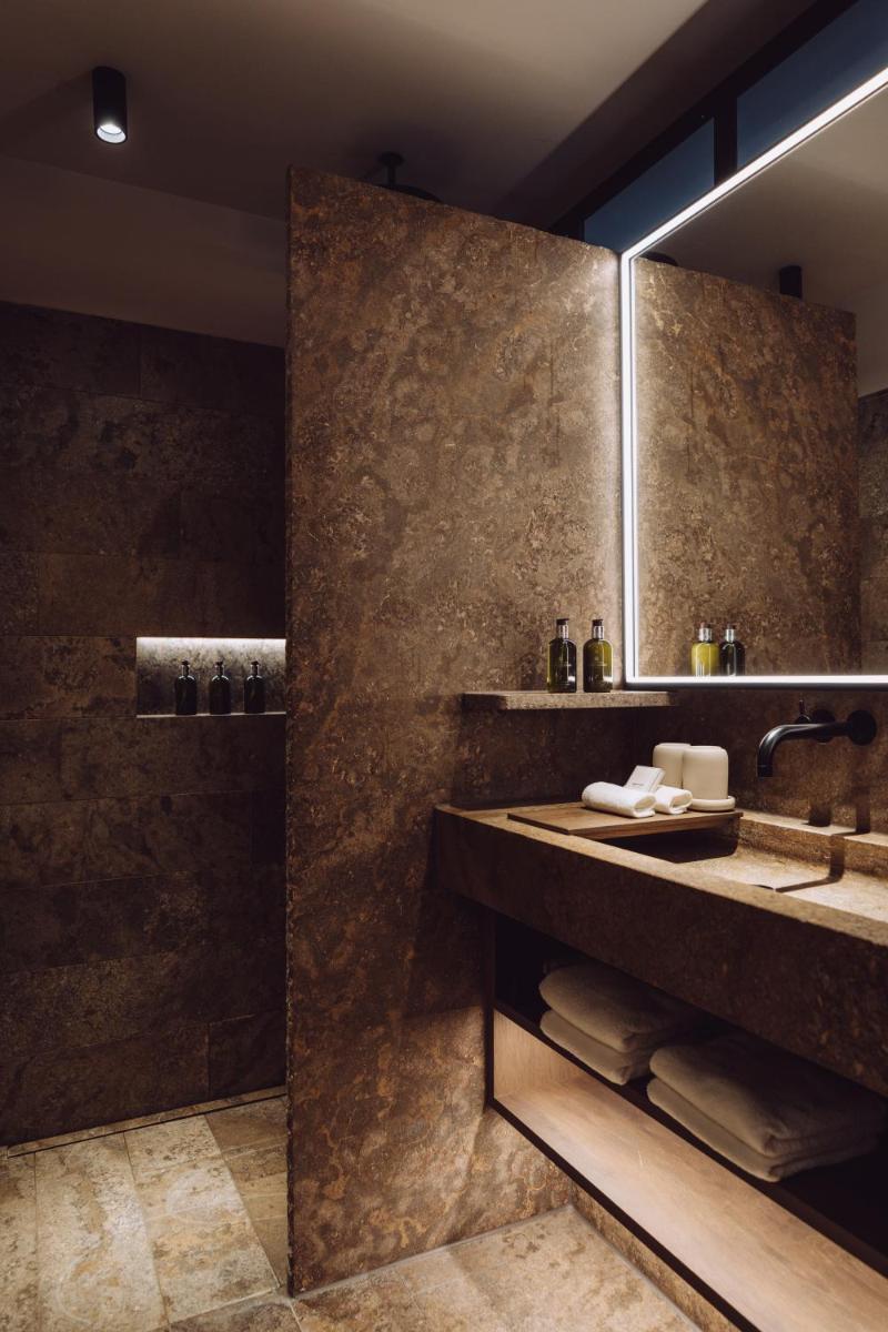 Ein Badezimmer in der Unterkunft Parkhotel Egerner Höfe