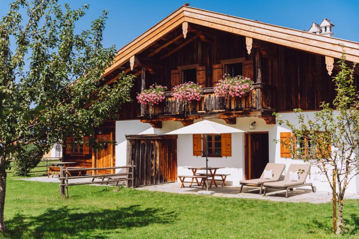 Ein Garten an der Unterkunft Parkhotel Egerner Höfe