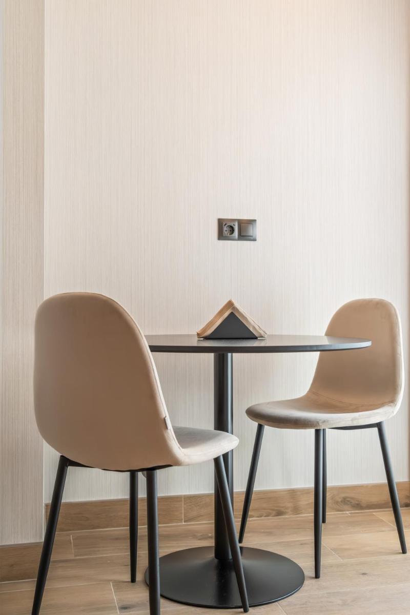 Dobo Madrid Ricardos - Housity
