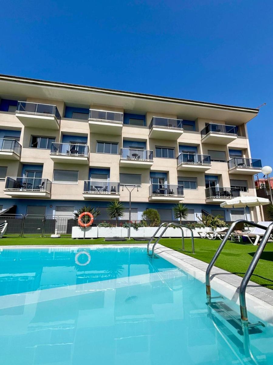 Cornisa Apartments - Housity