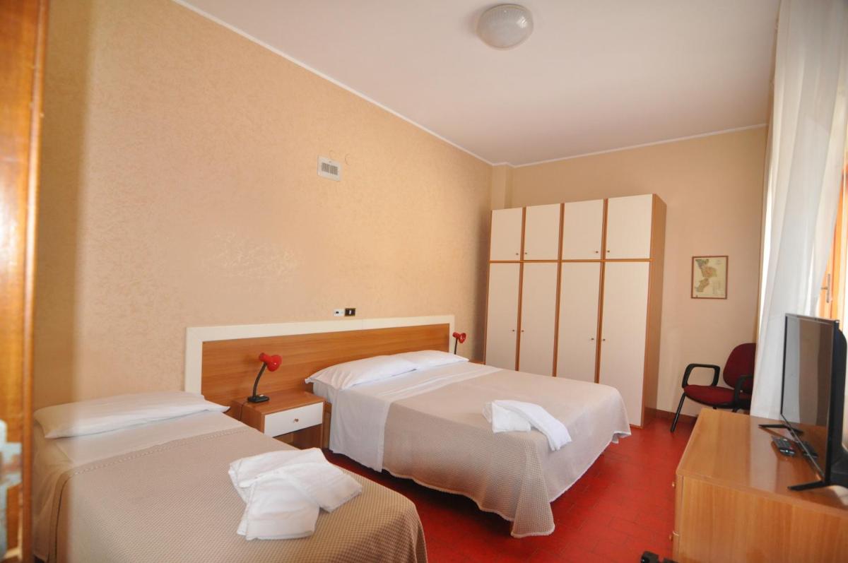 Hotel Ristorante Mommo - Housity