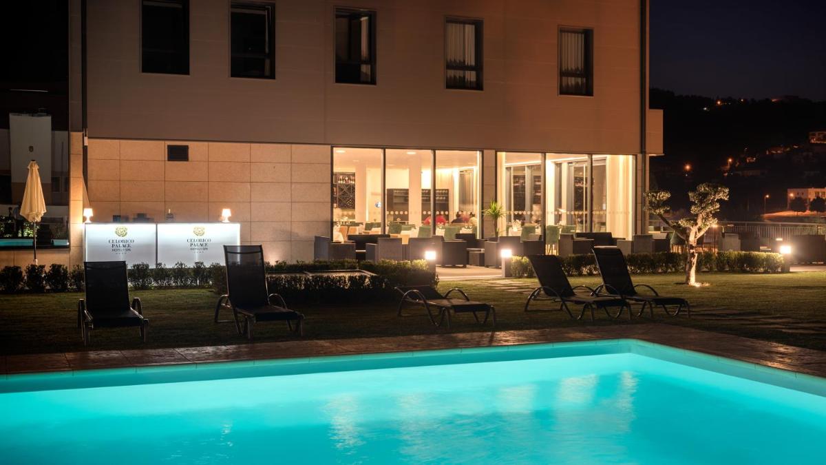 A piscina em ou perto de LAM Hotel Celorico de Basto