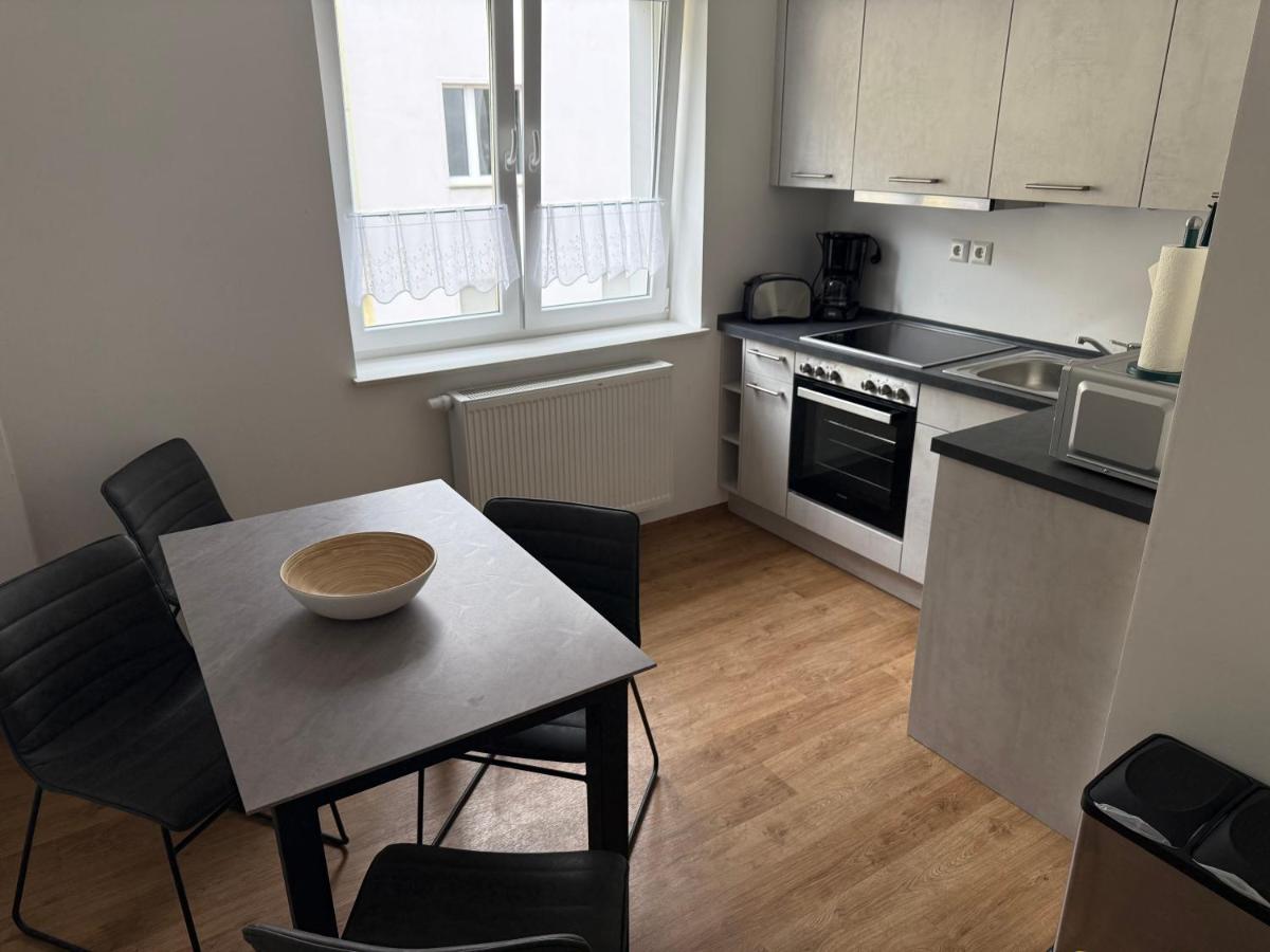 Tolles Apartment in Magdeburg-Salbke mit Balkon und WiFi - Housity