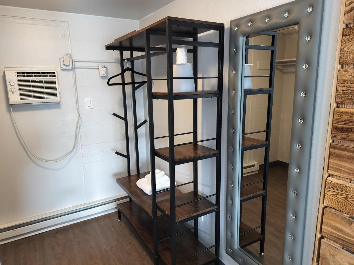 Bel Aire Motel - Housity