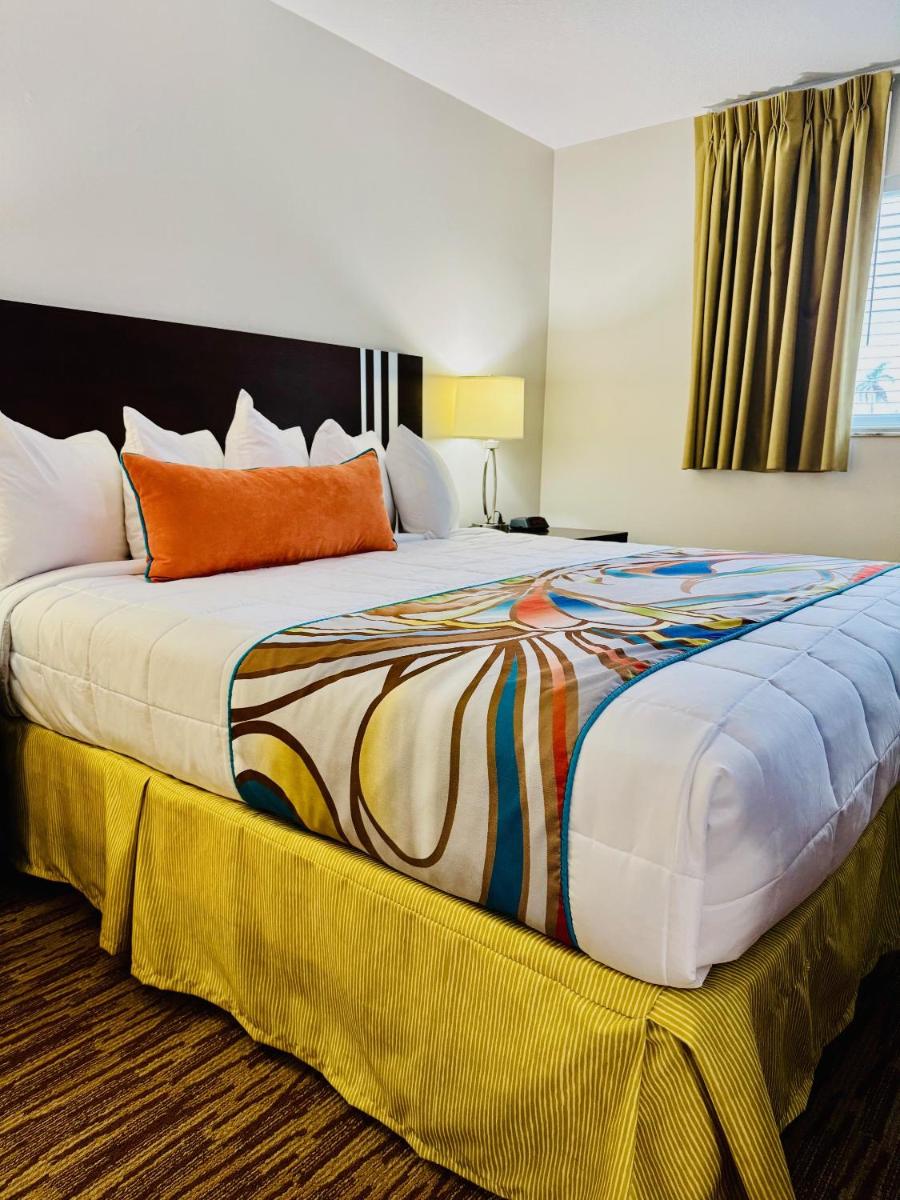 Surfsider Resort - A Timeshare Resort - Housity