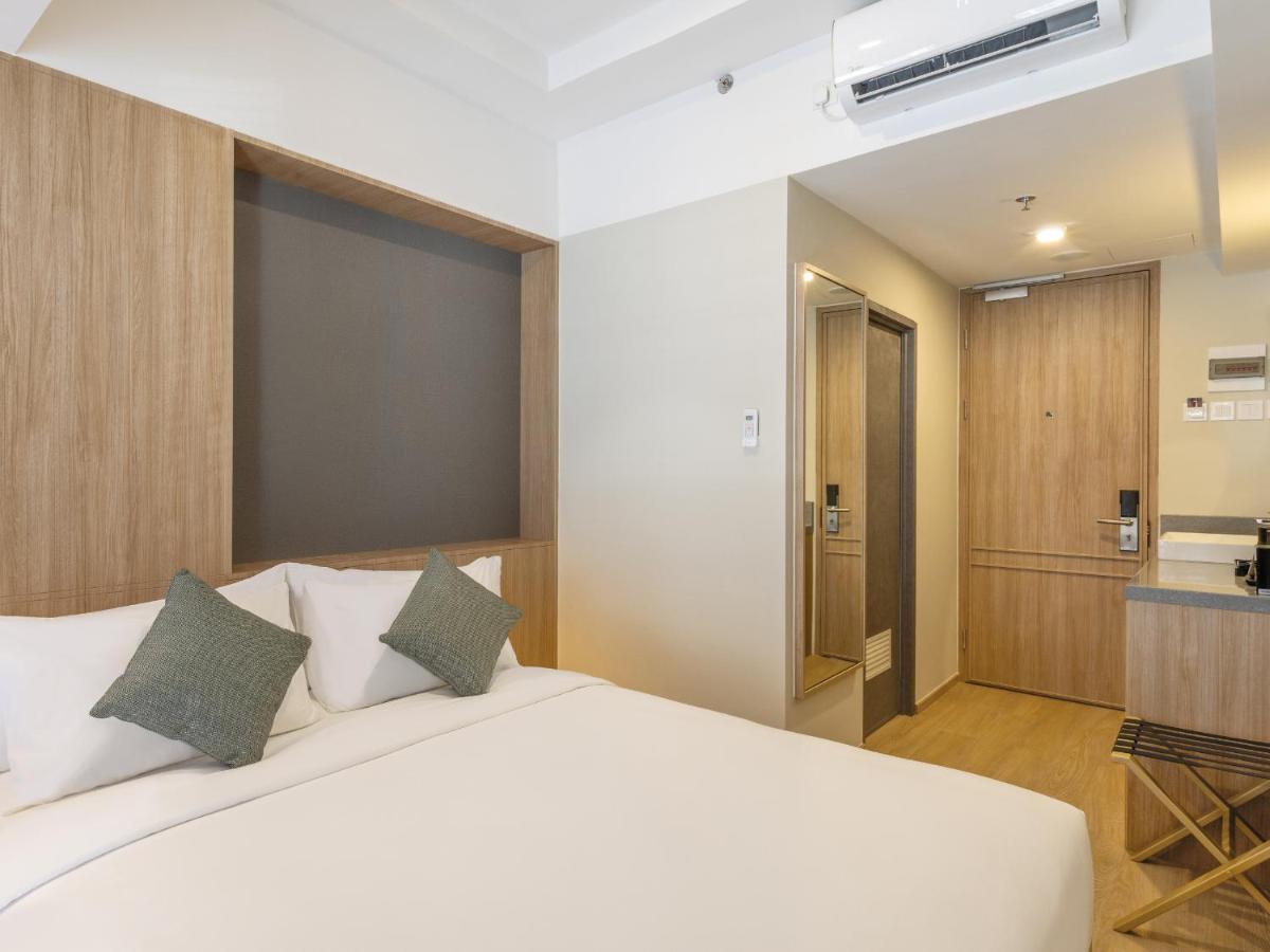 Hotel GOLDEN TULIP ESSENTIAL PIK2 JAKARTA - Housity