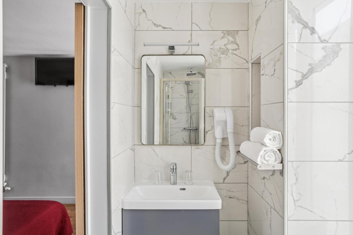 Hotel Telemaque - Housity