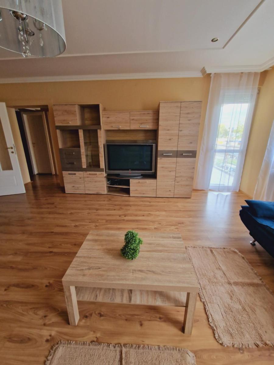 Krisi apartman - Housity