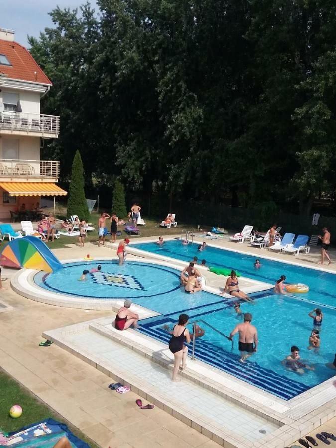 Krisi apartman - Housity
