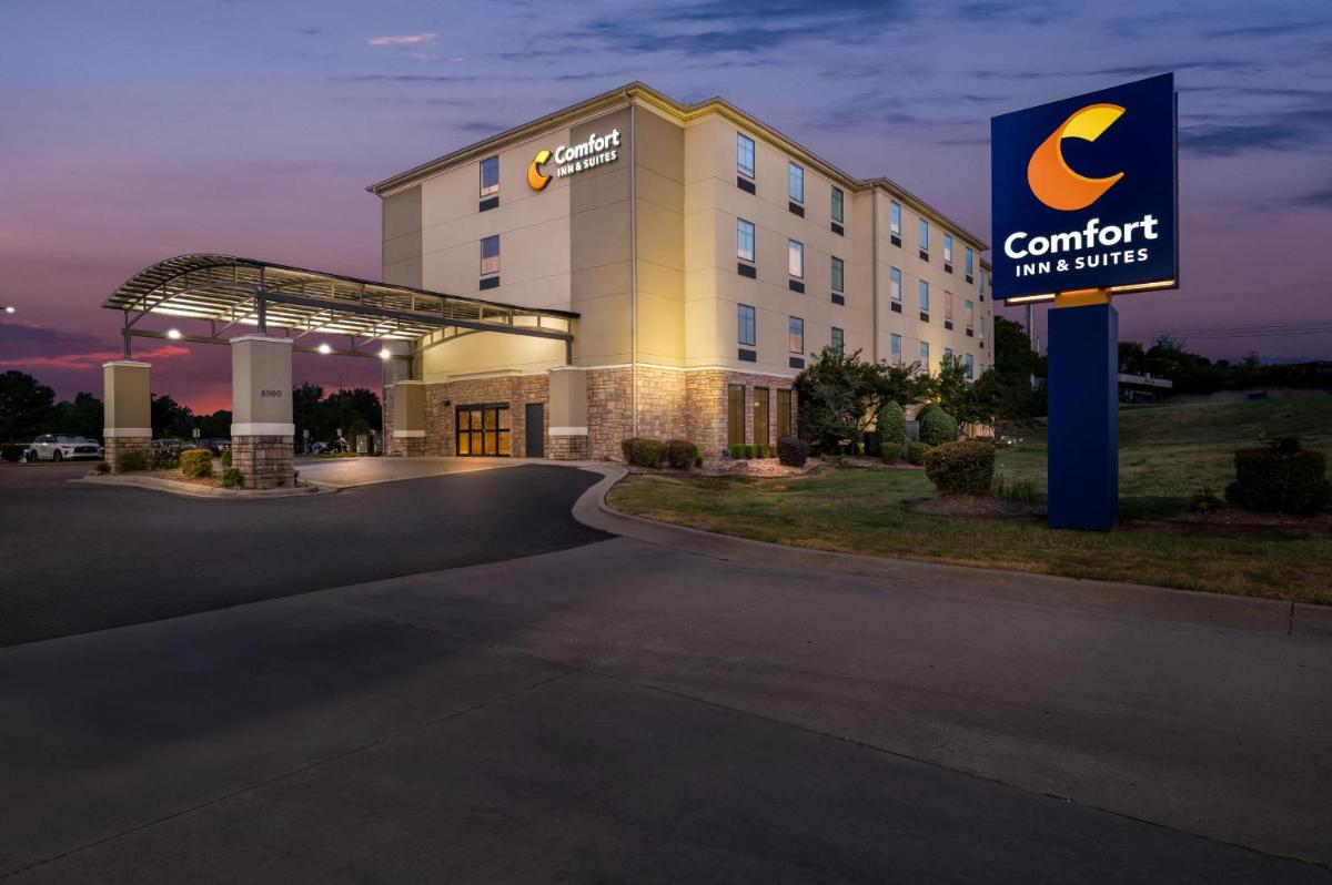 Comfort Inn & Suites Fort Smith I-540 - Housity