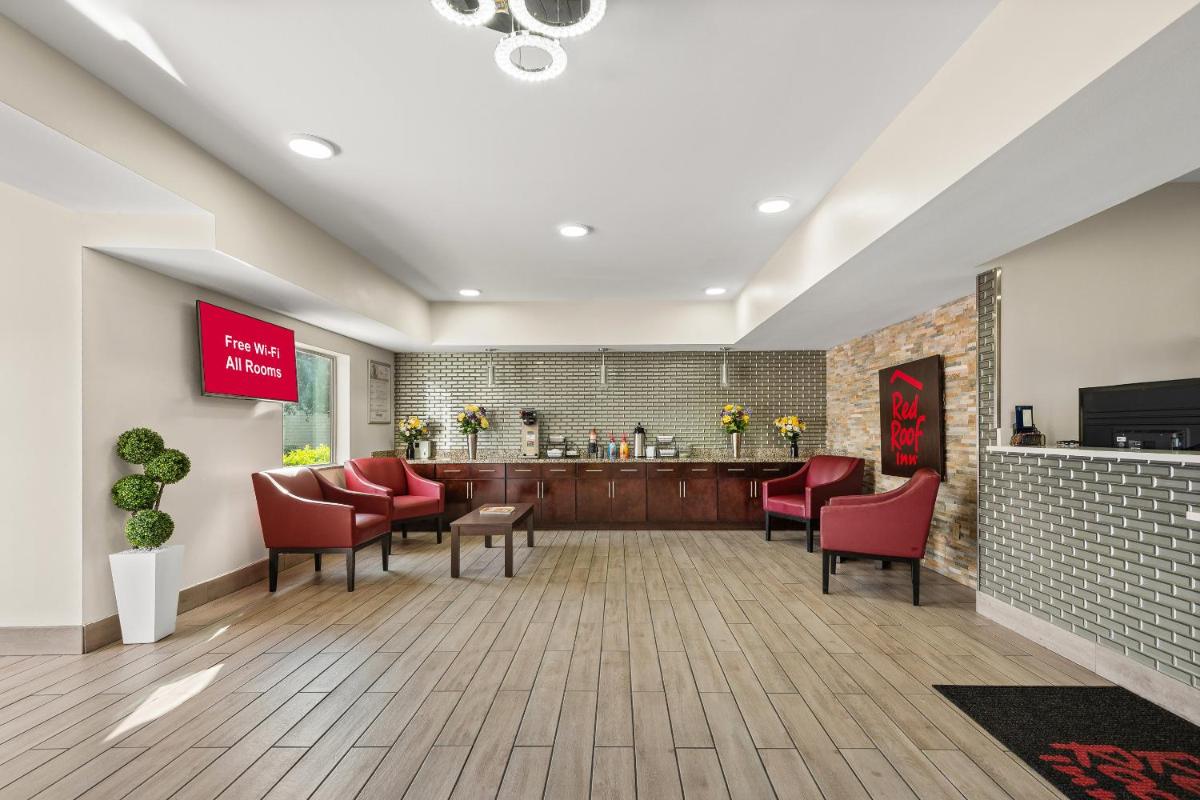 Red Roof Inn Baton Rouge - Housity