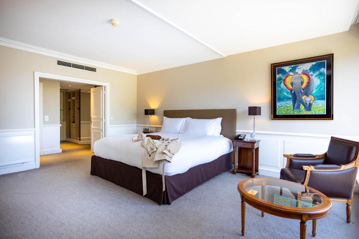 Un ou plusieurs lits dans un hébergement de l'établissement Sofitel Strasbourg Grande Ile