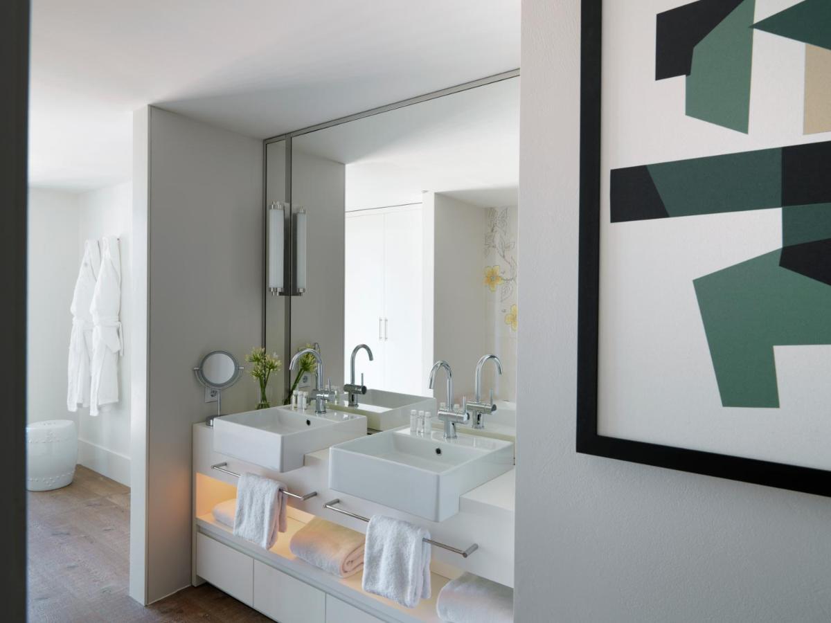 Un baño de Hotel Camiral - The Leading Hotels of the World